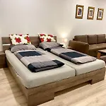 Appartamento Goldstadt Suite- Schloessle Zentrum *
