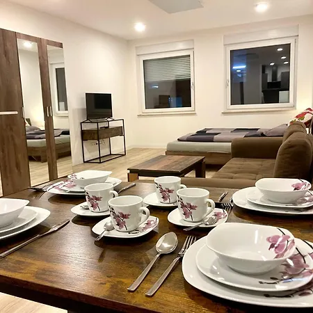 Goldstadt Suite- Schloessle Zentrum *