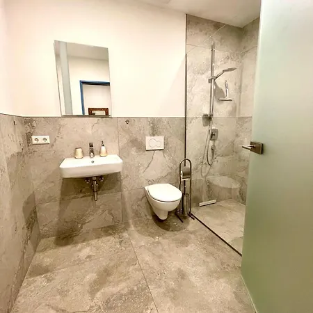 Goldstadt Suite- Schloessle Zentrum 公寓