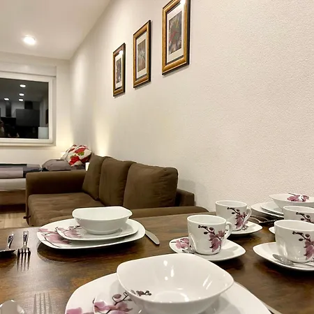 Goldstadt Suite- Schloessle Zentrum 公寓 *