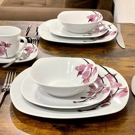 Goldstadt Suite- Schloessle Zentrum * 普福尔茨海姆