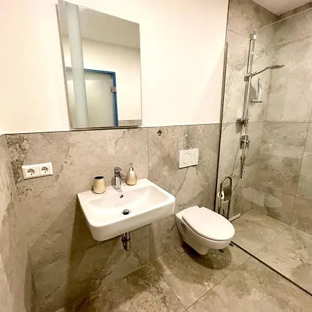 公寓 Goldstadt Suite- Schloessle Zentrum